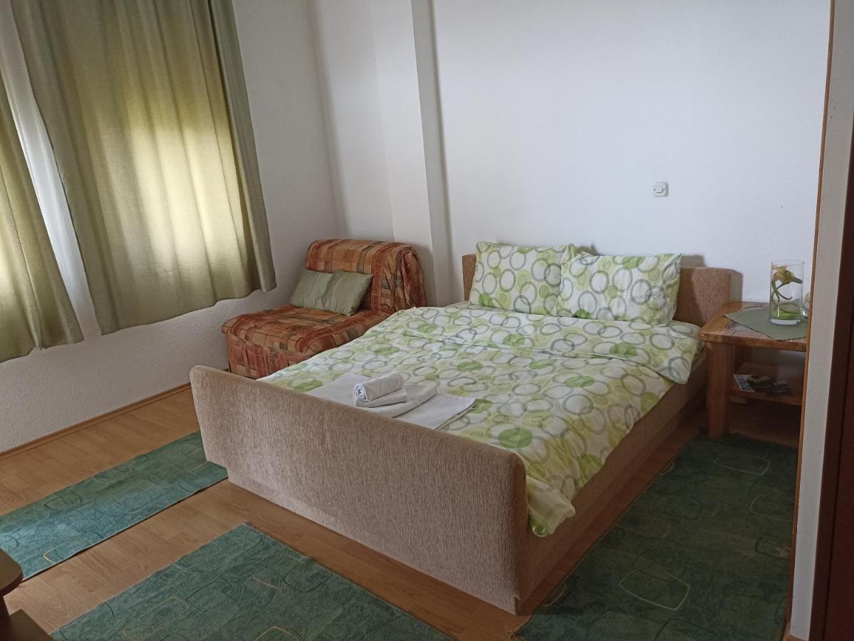 Vila Sara Bed & Breakfast Ohrid Exterior photo